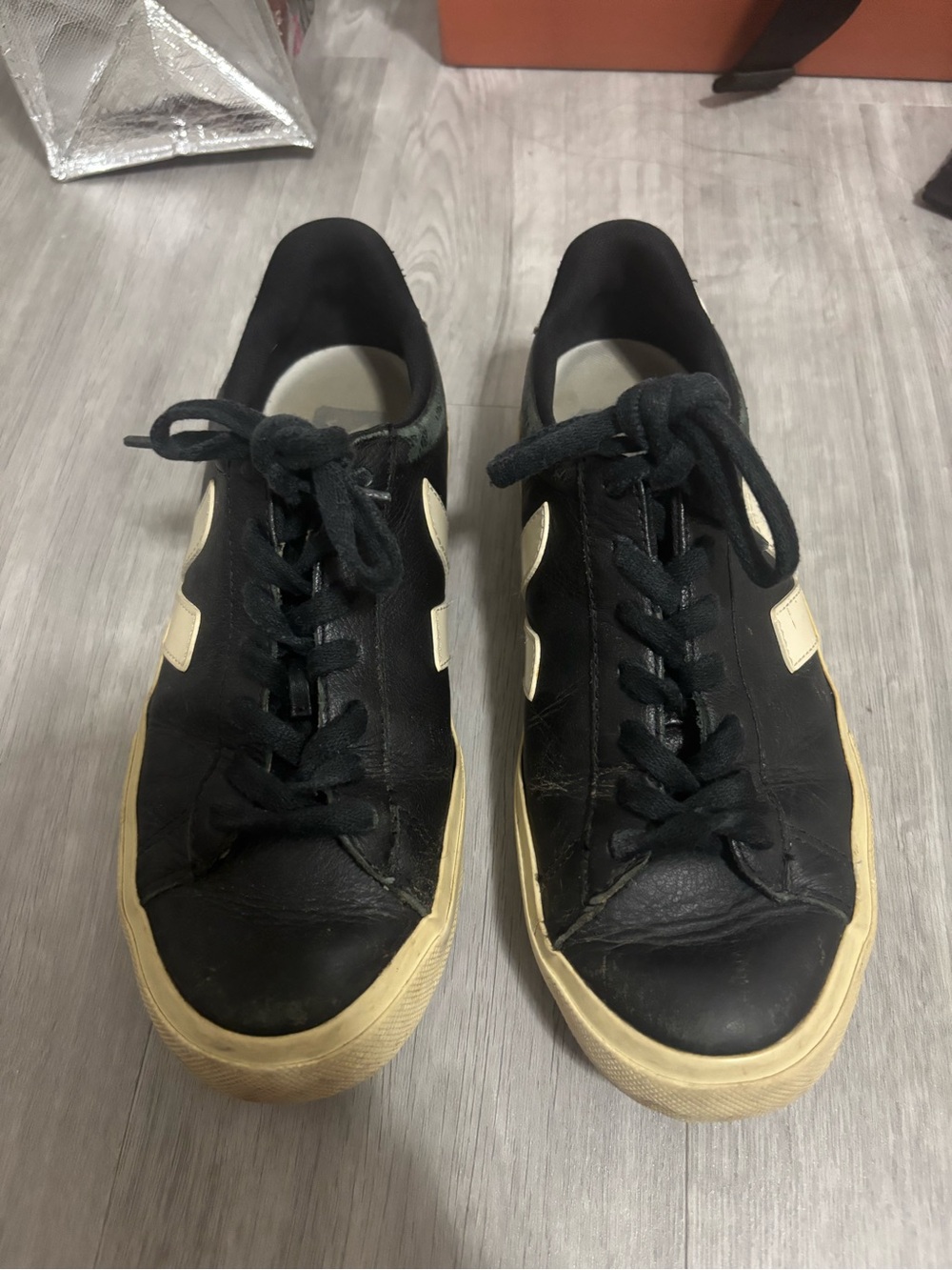 Veja Black Leather Classics Sneaker with White V - Picture 3 of 5